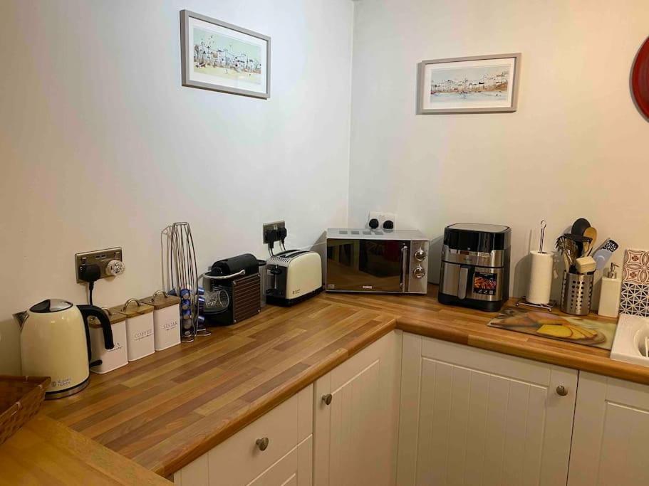 Winterborne Lodge Blandford Forum Buitenkant foto